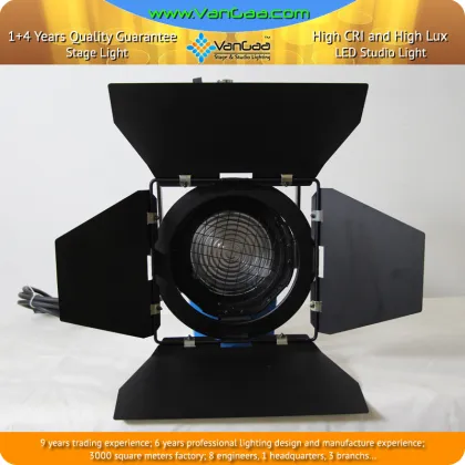Zoom DMX 1000W LED Light: A Studio Video Light with ARRI Fresnel Features and 220V Compatibility