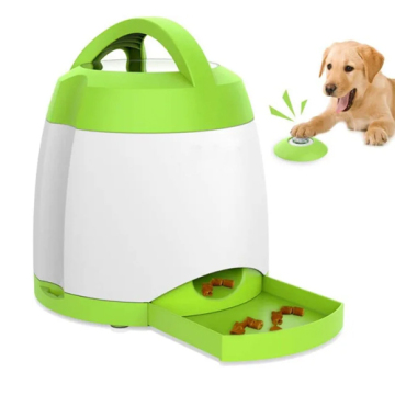 Electronic training dog feeder