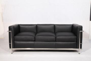 Modern Classic Design Le Corbusier LC2 Sofa