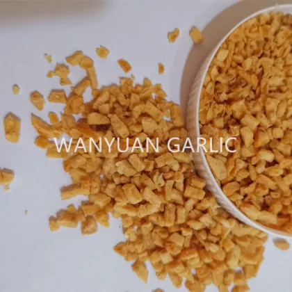 Crisp fried garlic in bottle