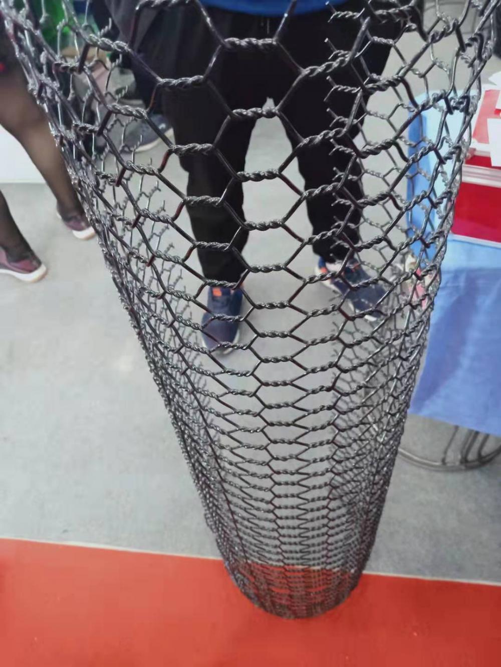 Mesh Gabion remplie de roche en pierre galvanisée