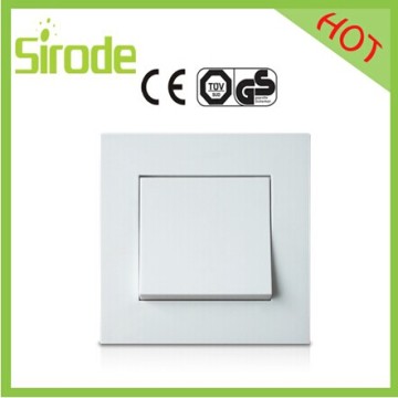 British Wall Electrial Light Switch Single Gang (9301-01)