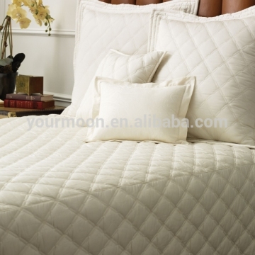 hot sale 100% cotton quilted plain bedspread from China manufacturer