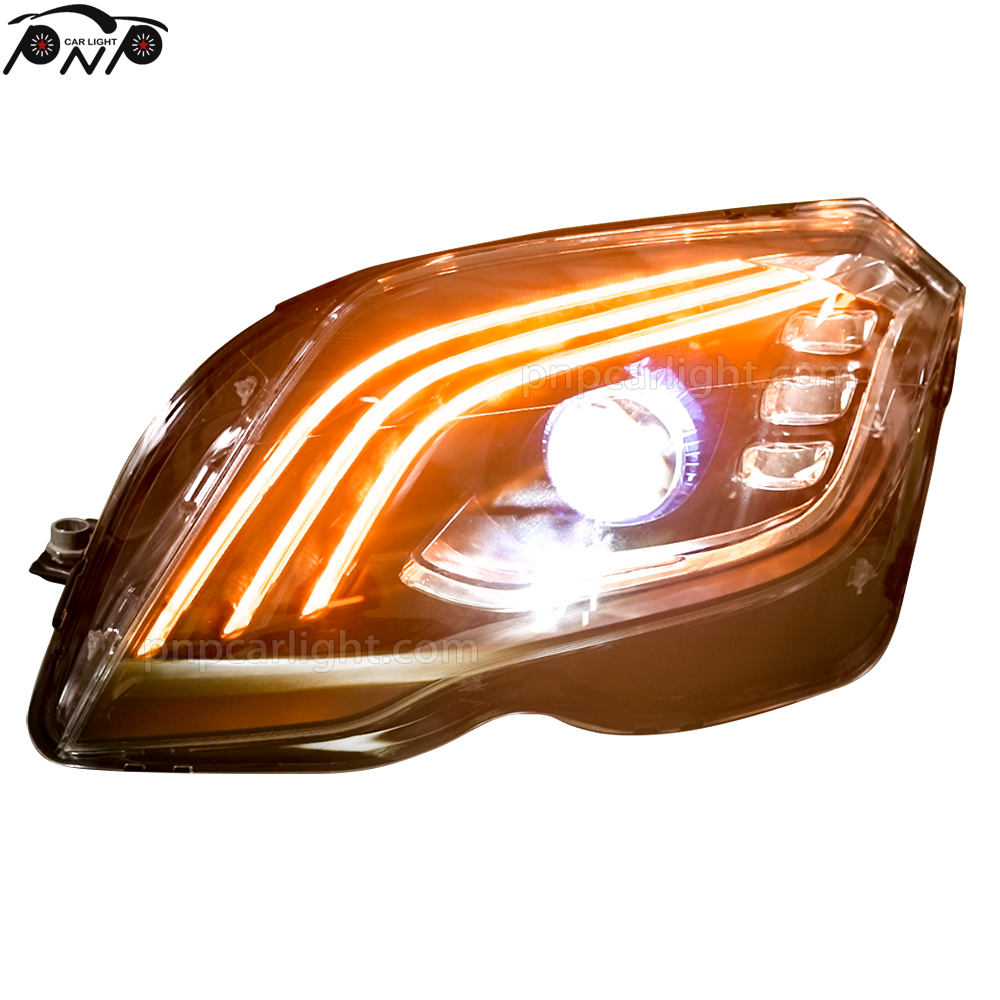 Used 2010 Mercedes-Benz GLK-Class GLK 350 4MATIC Sport Utility 4D for sale  in Dallas, OR at Synergize Auto LLC | VIN: WDCGG8HB3AF311932, image size:1000x1000