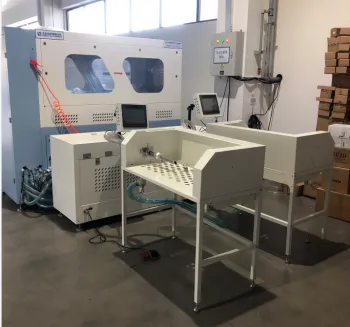 New Concept High Accuracy Four Nozzles Filling Machine