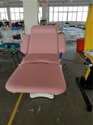 Table Lifting 300mm obstetric delivery table
