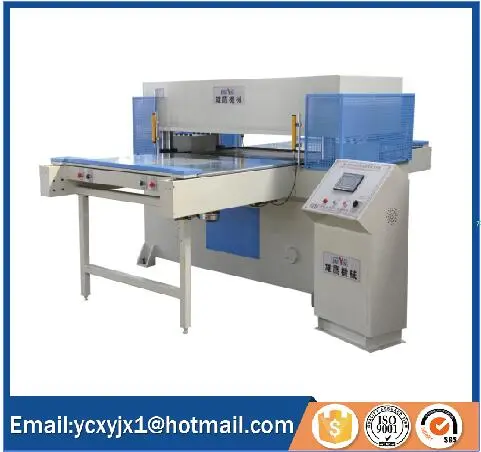 Double side auto-feeding table precision four column hydraulic rubber cutting machine