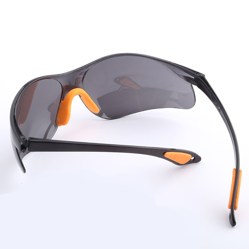 Streamlined anti-impact thickened PVC goggles
