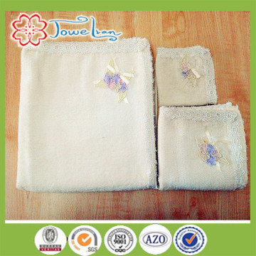 velvet towel set with lace and embroider