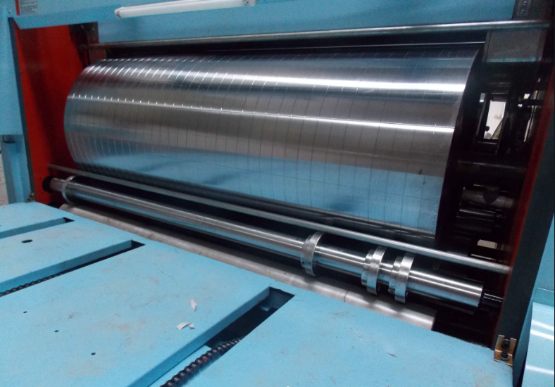 Manual corrugated printing and slotting machine