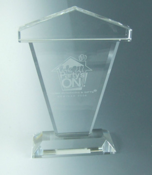 CC654 crystal award