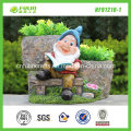 SGS Gnome Polyresin maceta jardinera Aka (NF91201)