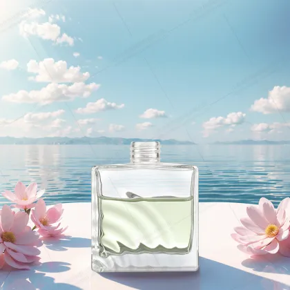 Lightweight square aromatherapy glass bottle
