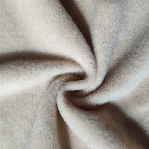 What would be the right side of this brushed fleece for the