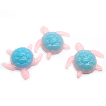 Venta al por mayor de resina de playa animal tortuga arte artesanal forma de tortuga marina cabujón Diy adornos para el hogar encantos accesorios de jardín de hadas