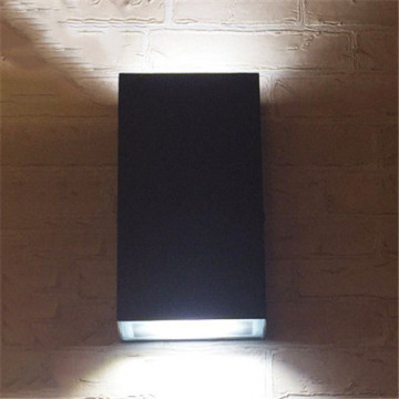 Aplique LED para exterior cuadrado negro simple LEDER