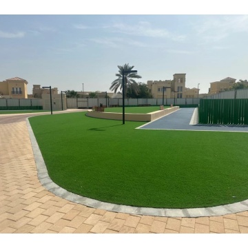 Jardin d'herbe de tapis de gazon synthétique de gazon artificiel de 40mm