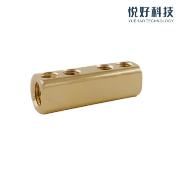 Collettore acqua in ottone da 1/3" x 1/4".