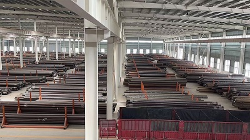 ASTM 4333 Cold Rolled Seamless Steel Pipe1-2