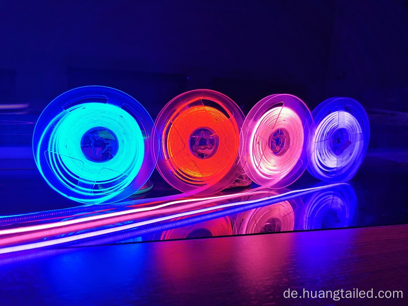 Heiße RGB 12V wasserdichte LED COB Strip Light