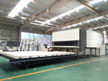 Horizontal glass laminating machine with plc