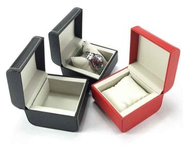 Luxury clamshell leather jewelry gift box