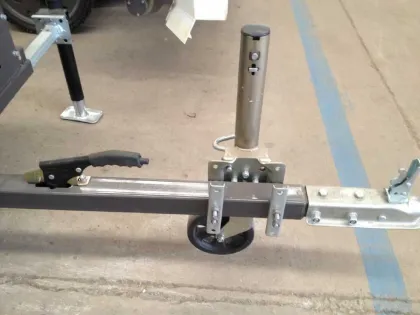 4 legged towers lattice 100 mts light tower