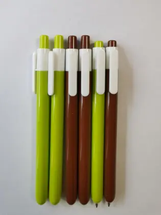 retractable ballpoint pen no grip 0.7mm