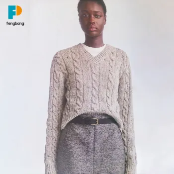 Retro British Light Gray Jacquard V-Neck Sweater