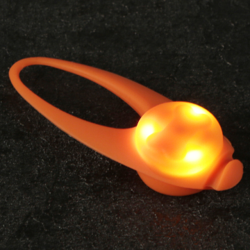 Luce di sicurezza a LED in silicone per collare per cani