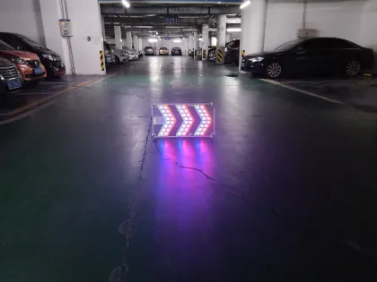 Portable Solar LED Flashing Traffic Arrow Sign - Multi-function Aluminum Arrow Board