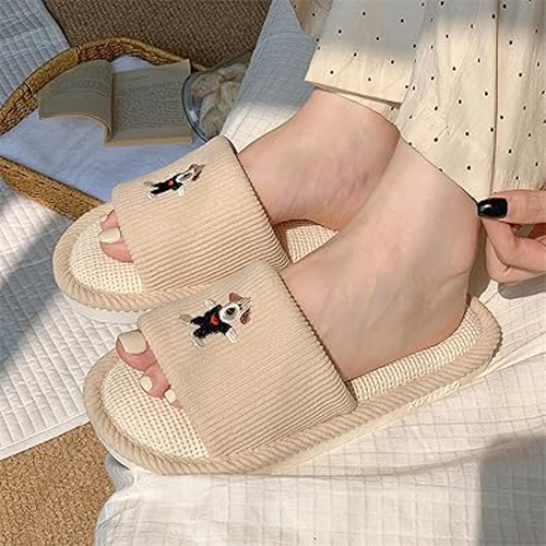 Soft Dwell · Fluffy and Romantic Home Slippers