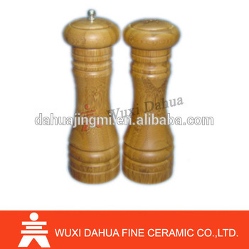 Eco-friendly Wooden Grinder Wooden pepper mill & salt shaker set