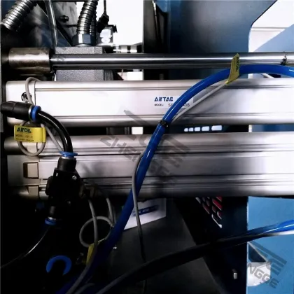Full Automatic Krones Blow Molding Machine , Pet Plastic Bottle Machinery