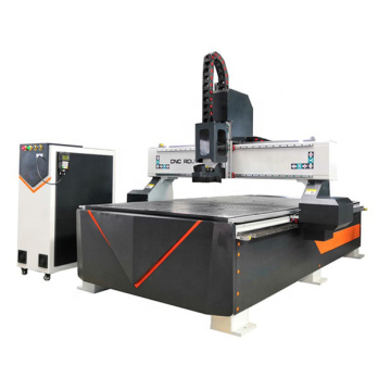 Máquina CNC para fabricação de móveis de madeira