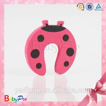 2015 promotional goods hot sell different animal styles baby care bathroom door stopper