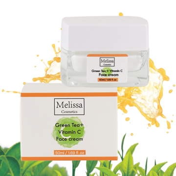 Vitamin B5 Oil-Based Moisturizer for Dark Spot Removal and Tightening