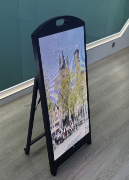 High Brightness Outdoor Mobile LED Sign for Events