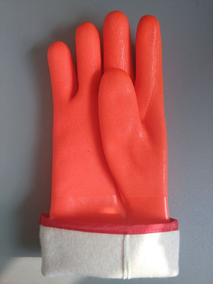Winter lined PVC coated gloves with sandy finish