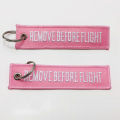 Isinapersonal na alisin bago ang flight na may burda na keychain