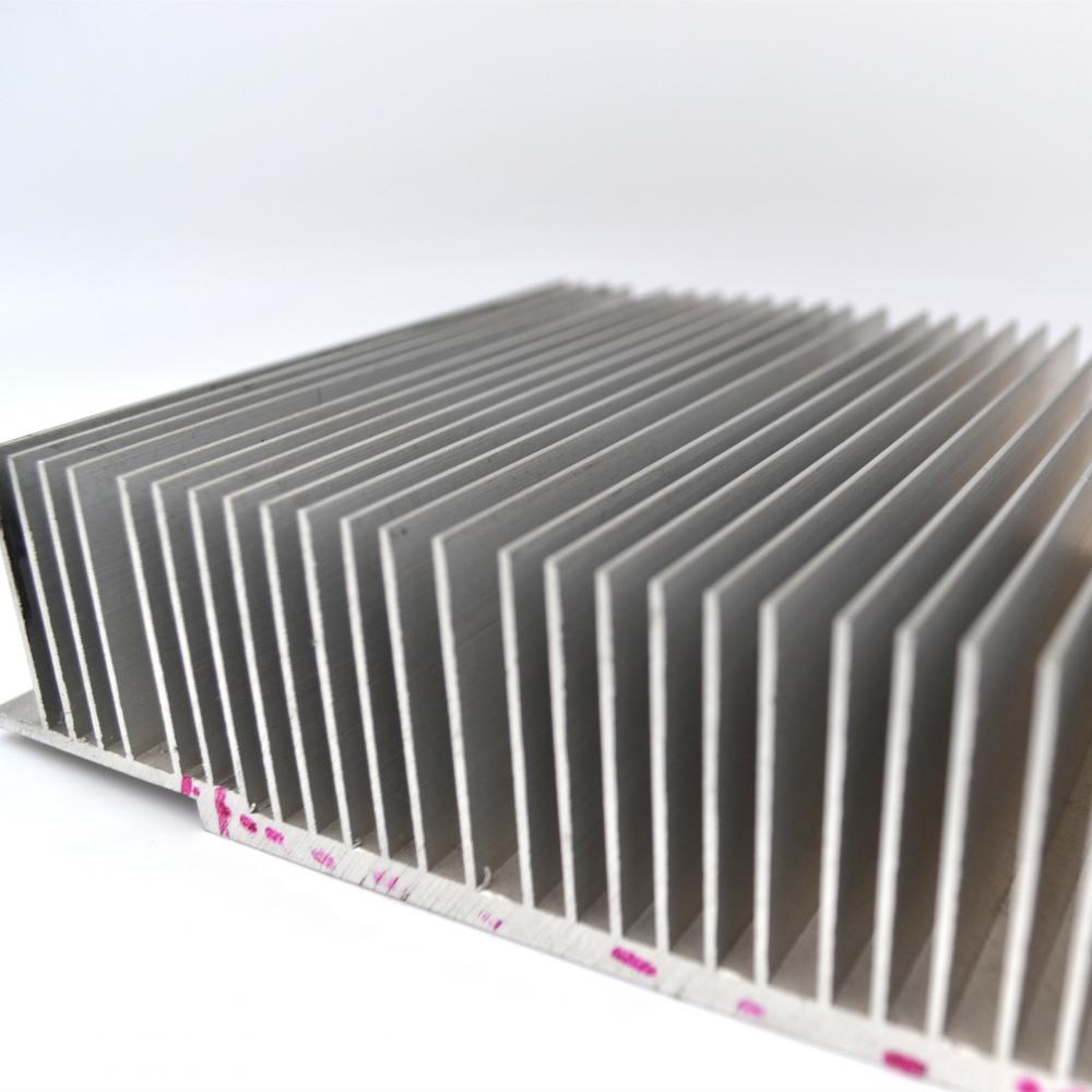 Extruded heatsink aluminum profile