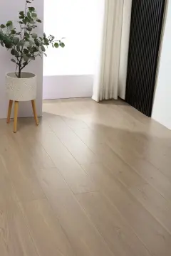 Custom Wood 12mm Waterproof Laminate Flooring