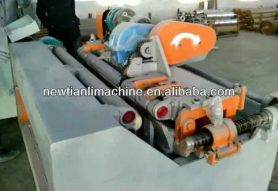 Spindleless veneer Peeling and clipping machine