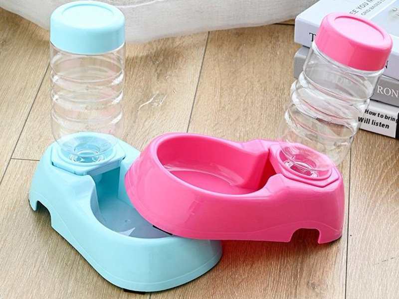 Gravity Automatic Pet Water Bowl