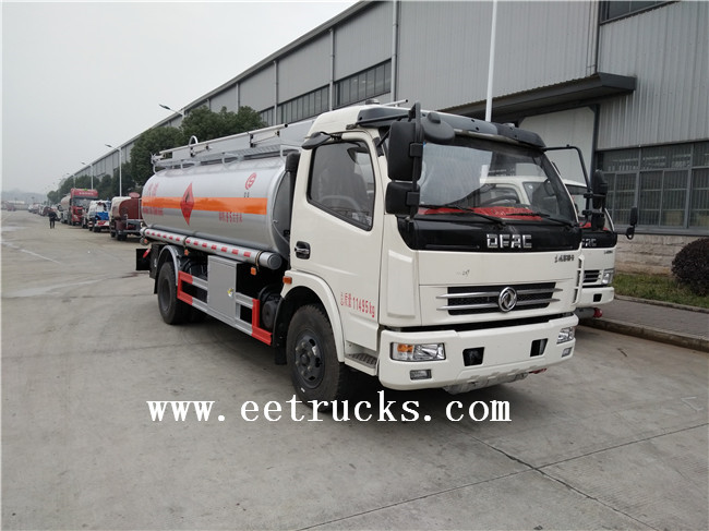 5000L Capacity Oil Tank Trucks