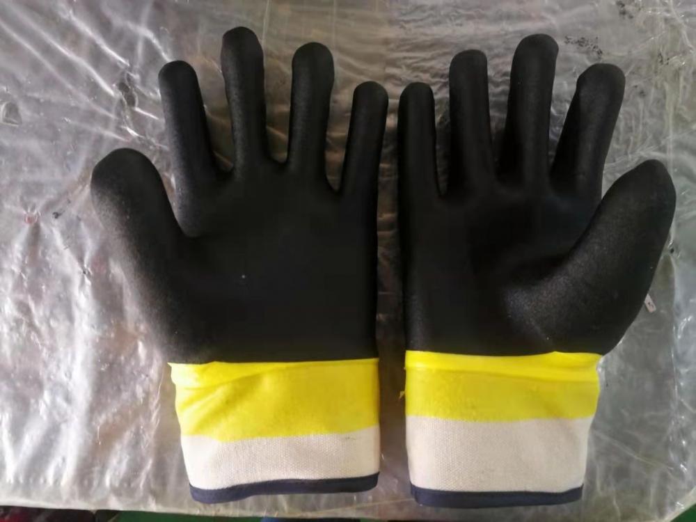 Guantes recubiertos de PVC del acabado arenoso de dos colores