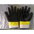 Guantes recubiertos de PVC del acabado arenoso de dos colores