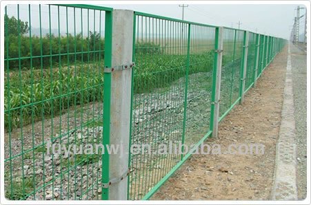 chain link fence