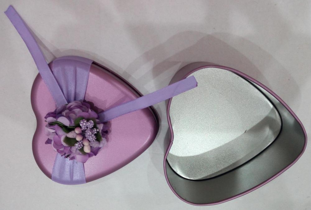 Heart shape Chocolate Tin Box