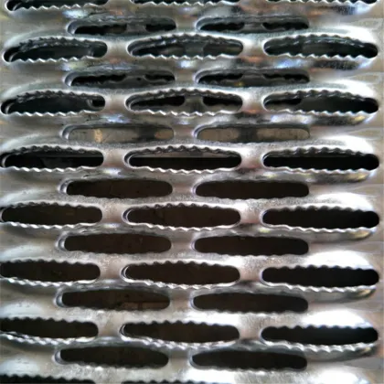 Perforated Metal Anti-slip Tread Plate/Stair Tread